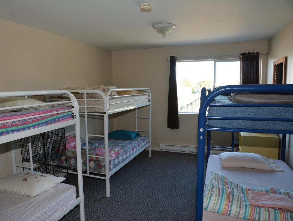 Hostel North Coast Trail Backpackers Ltd Port Hardy Zimmer foto